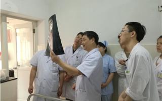 教学查房